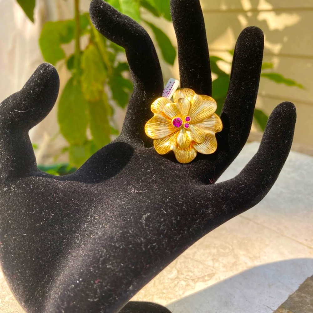 Lia Sophia Flower ring